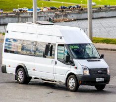 14 Seater Minibus hire Nuneaton